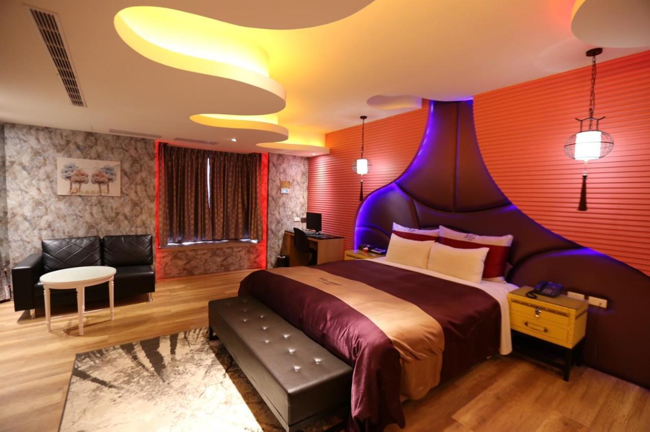Yosemite Motel - Taiyuan Branch 타이중 외부 사진